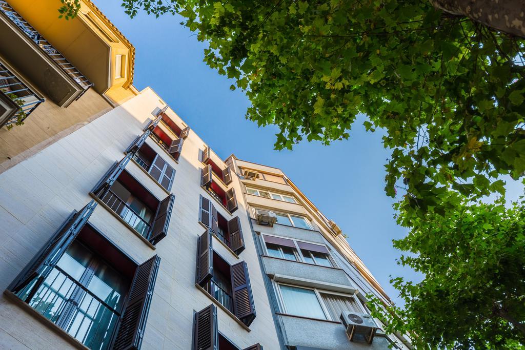 Lodging Sagrada Familia Rossellon Barcelona Eksteriør billede